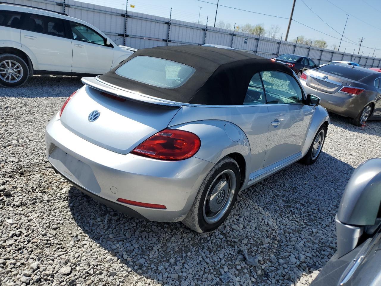 2015 VOLKSWAGEN BEETLE 1.8 - Фото 3