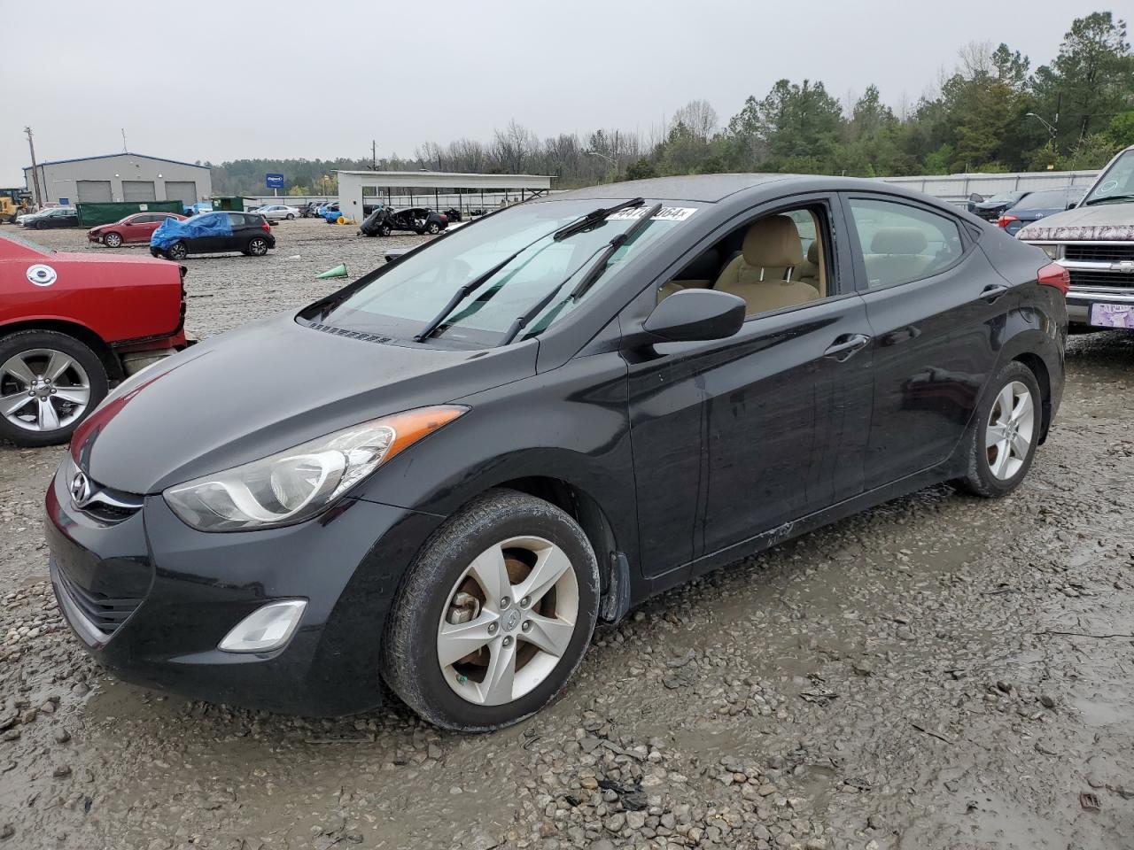 2013 HYUNDAI ELANTRA GL