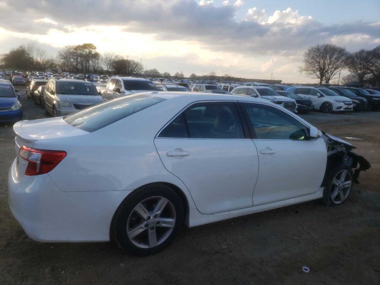 2012 TOYOTA CAMRY BASE - Image 3