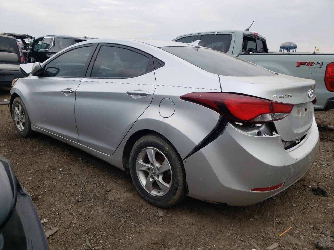 2015 HYUNDAI ELANTRA SE - Image 2