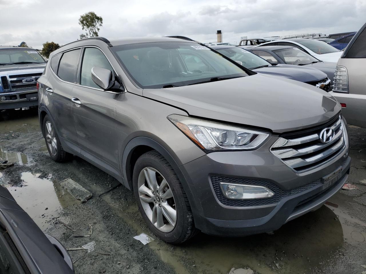 2013 HYUNDAI SANTA FE S - Image 4