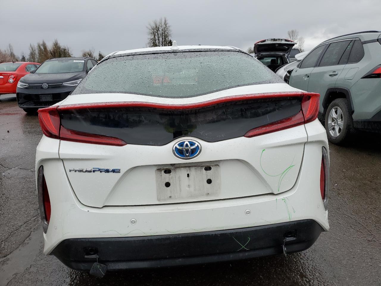2018 TOYOTA PRIUS PRIM - Фото 6