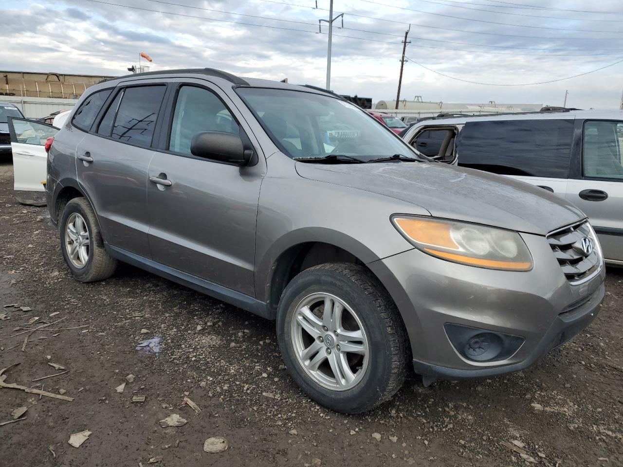 2011 HYUNDAI SANTA FE G - Image 4