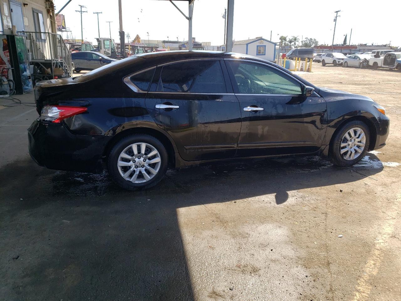 2017 NISSAN ALTIMA 2.5 - Фото 3