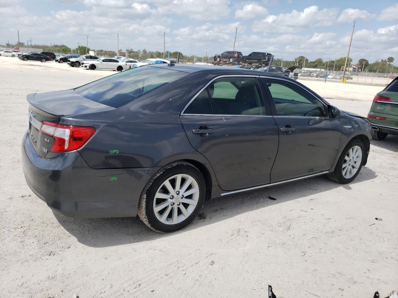 2012 TOYOTA CAMRY HYBR - Фото 3