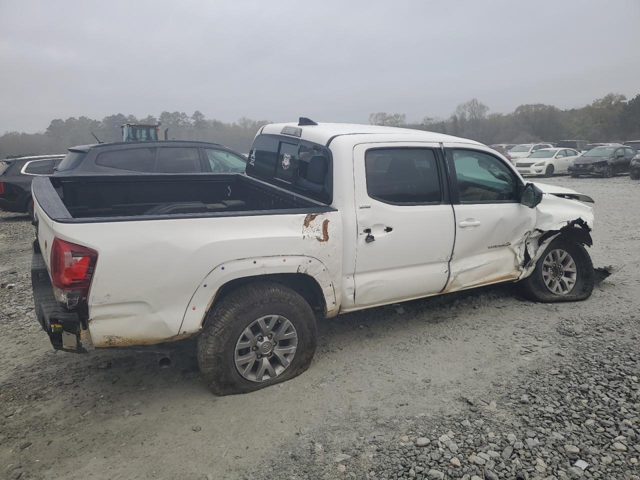2018 TOYOTA TACOMA DOU - Фото 3