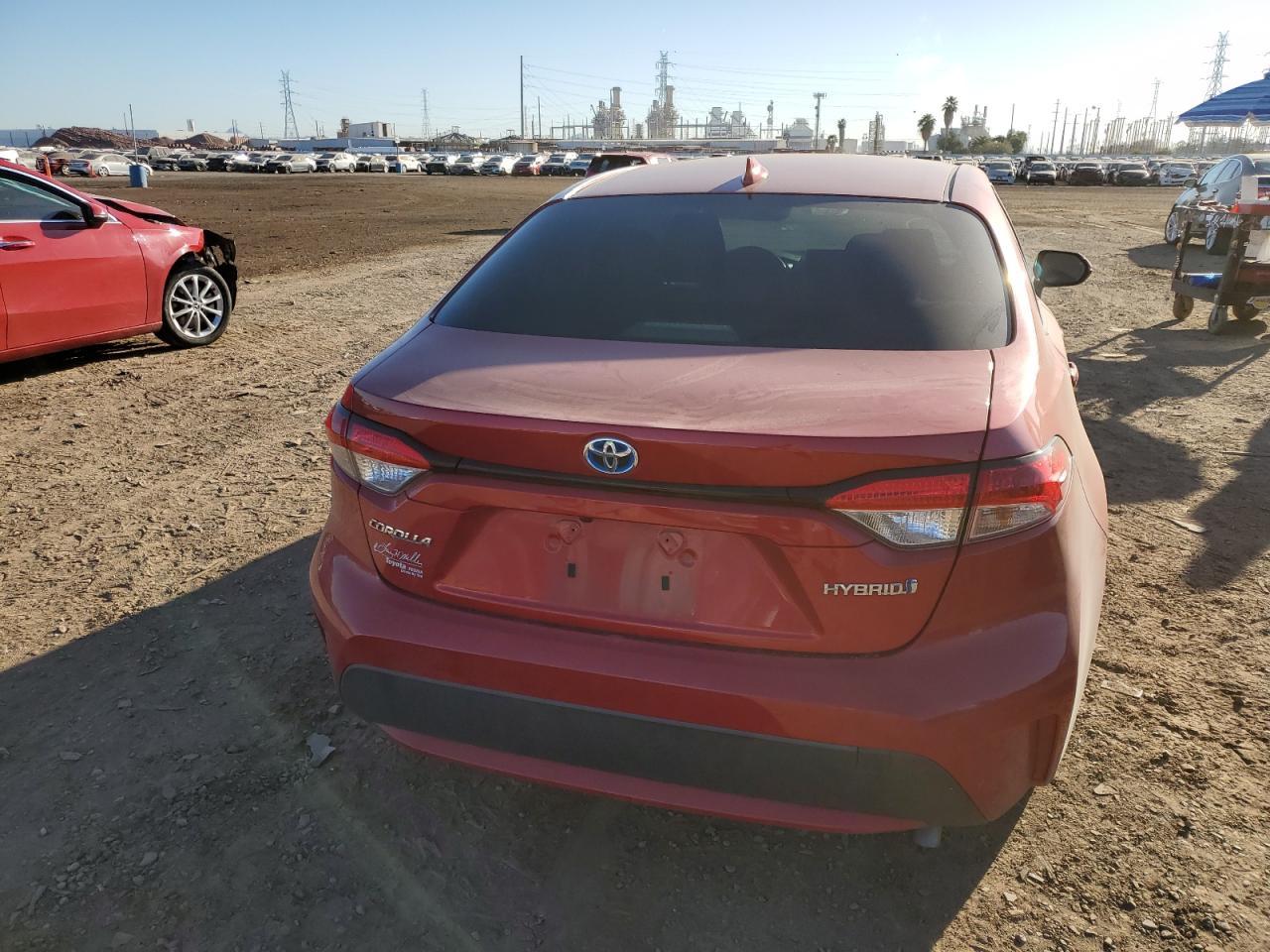2021 TOYOTA COROLLA LE - Image 6