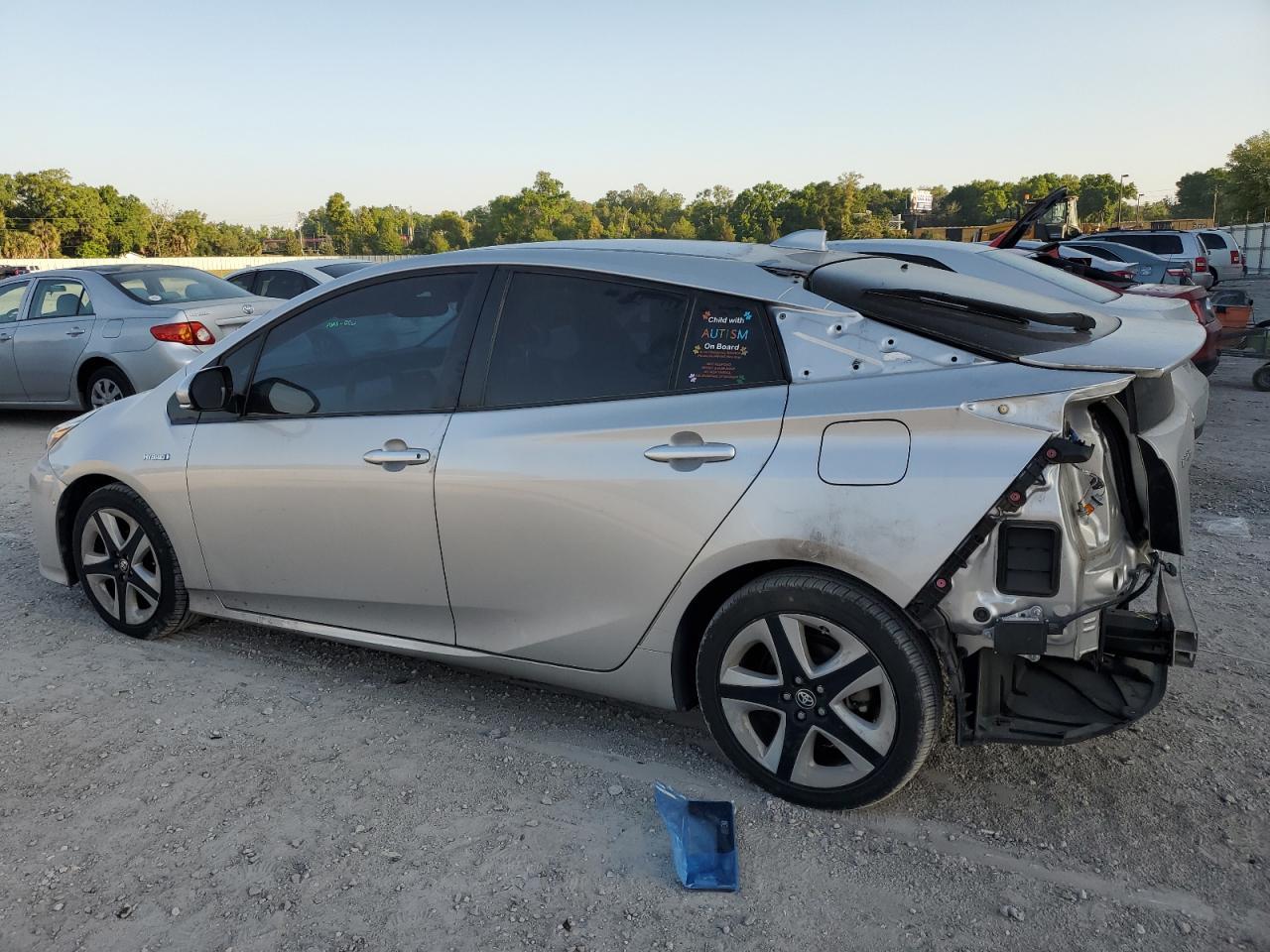 2016 TOYOTA PRIUS - Фото 2