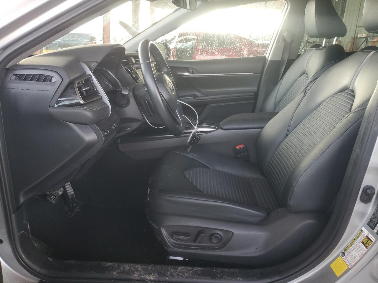 2020 TOYOTA CAMRY SE - Image 7