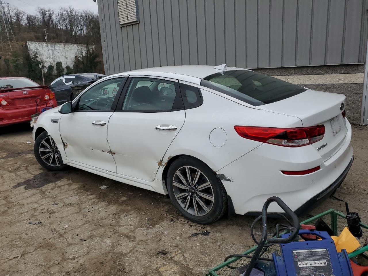 2019 KIA OPTIMA LX - Фото 2