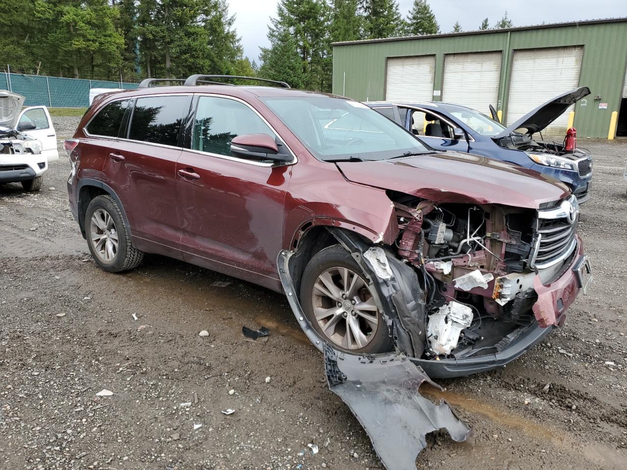 2015 TOYOTA HIGHLANDER - Image 4