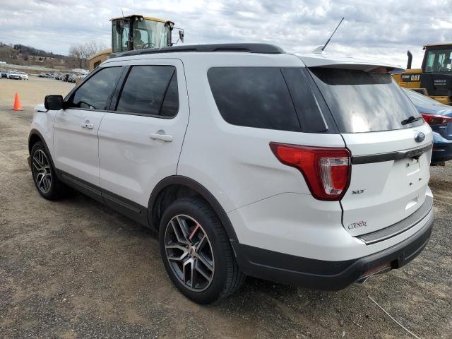 2018 Ford Explorer Xlt - Фото 2