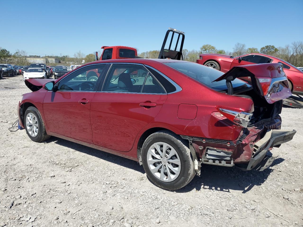 2017 TOYOTA CAMRY LE - Фото 2