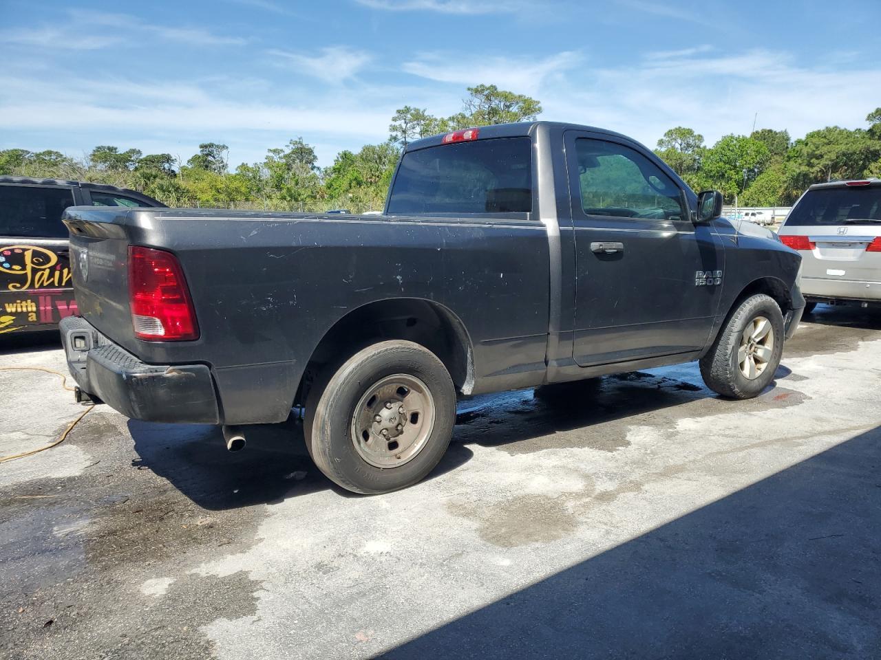 2014 RAM 1500 ST - Фото 3