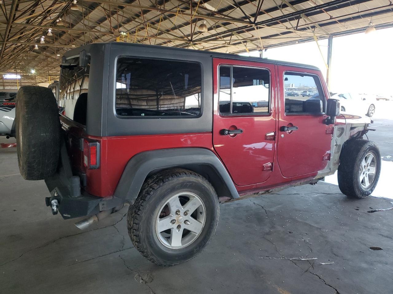 2012 JEEP WRANGLER U - Image 3
