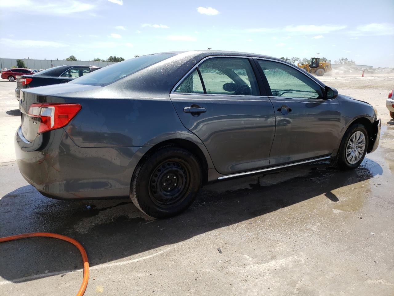 2014 TOYOTA CAMRY L - Image 3