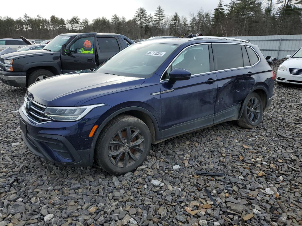 2022 VOLKSWAGEN TIGUAN SE car image