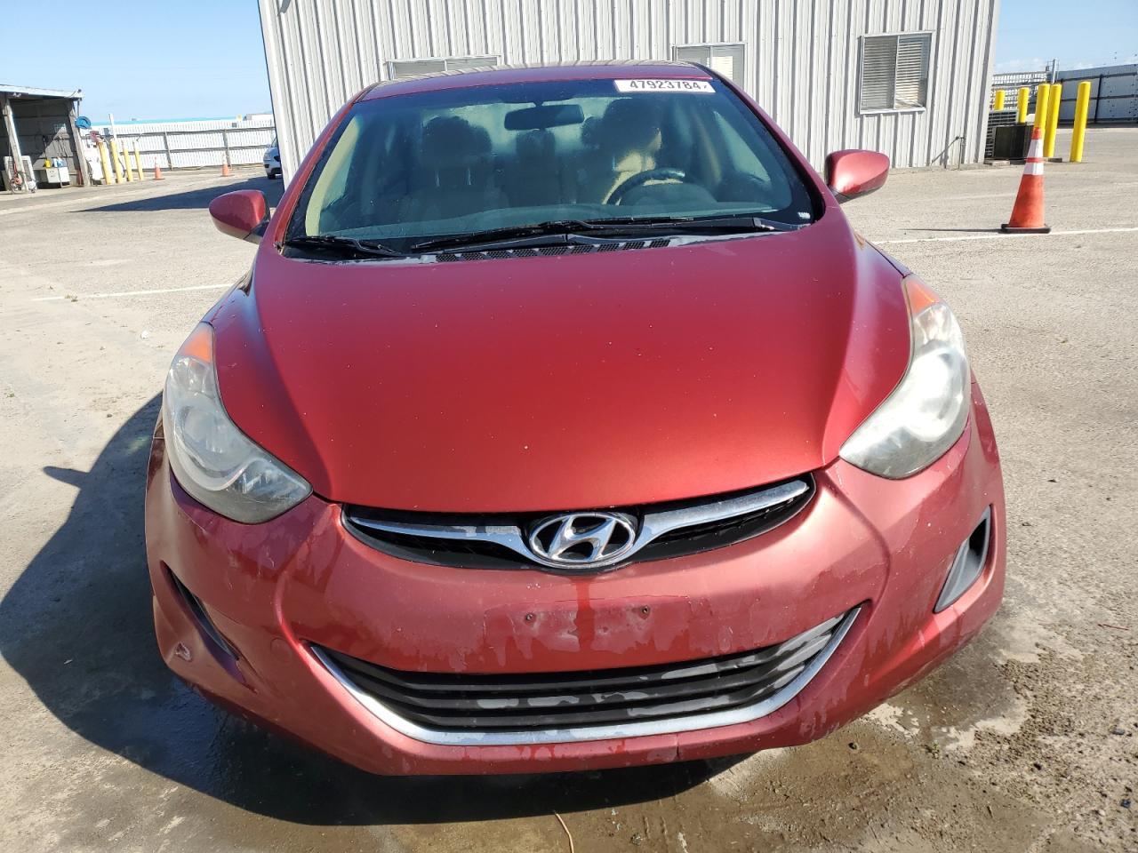 2013 HYUNDAI ELANTRA GL - Image 5