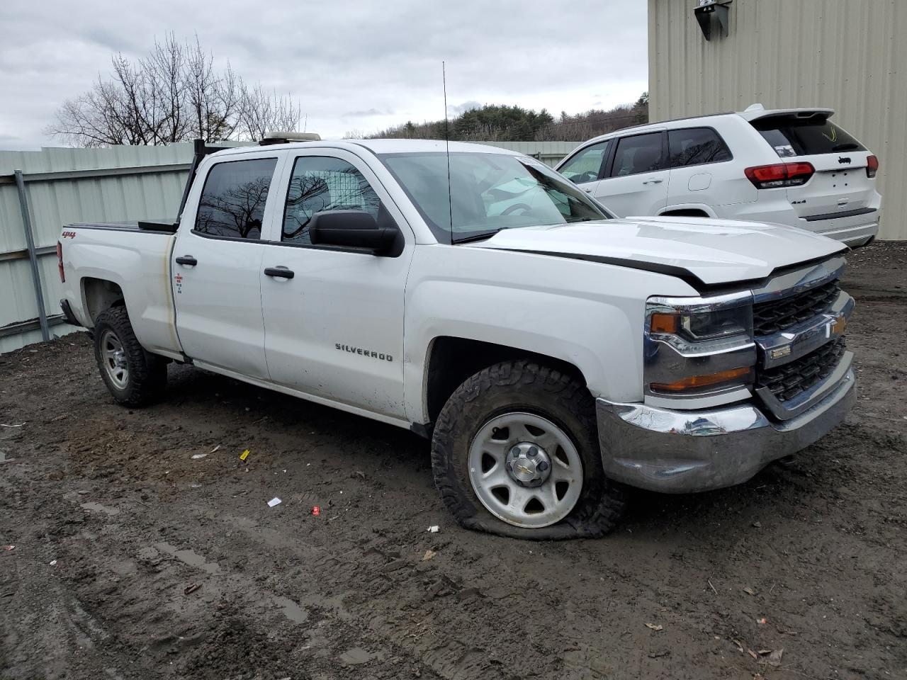 2018 CHEVROLET SILVERADO - Фото 4