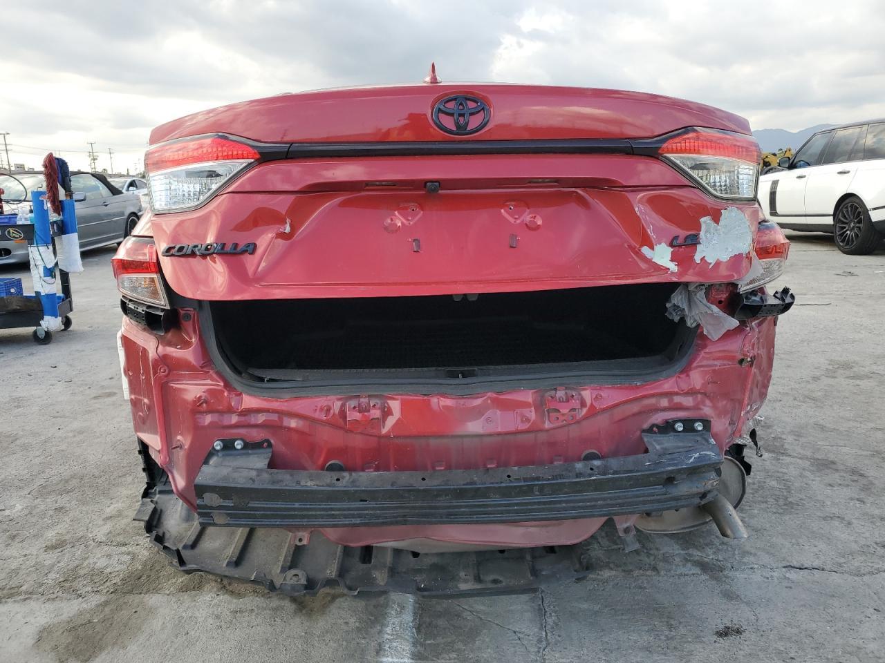 2021 TOYOTA COROLLA LE - Фото 6