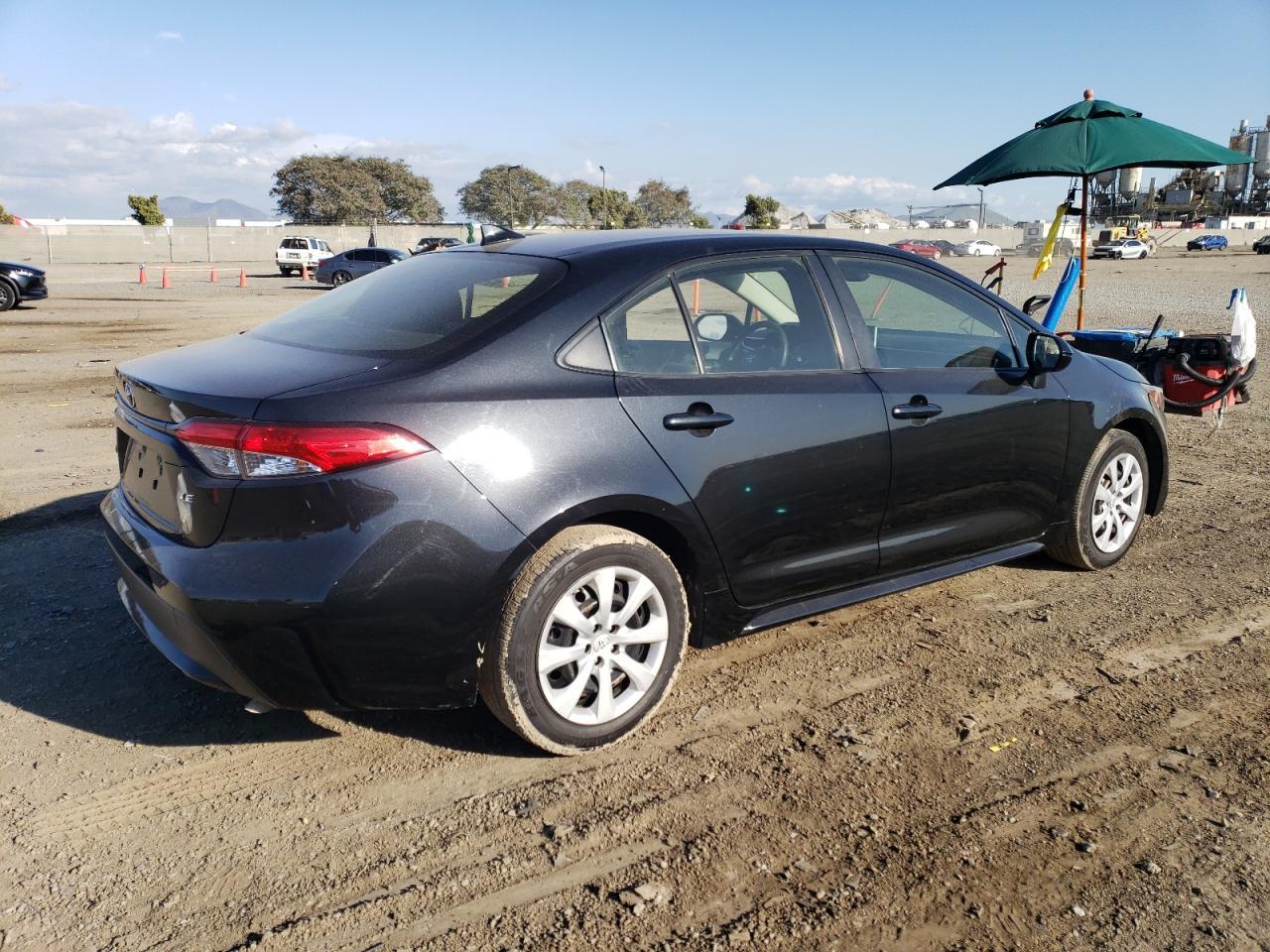 2020 TOYOTA COROLLA LE - Фото 3