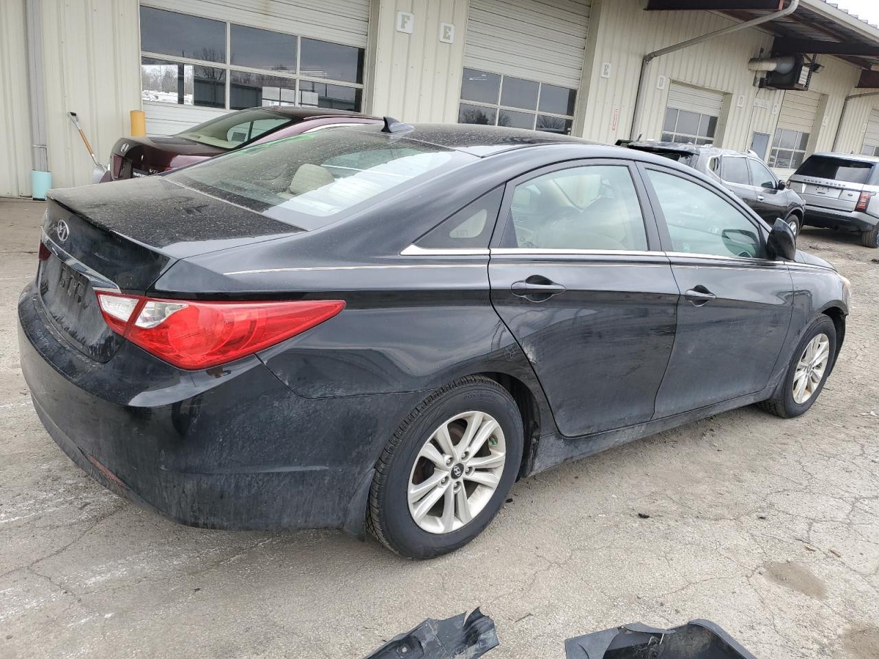2013 HYUNDAI SONATA GLS - Image 3