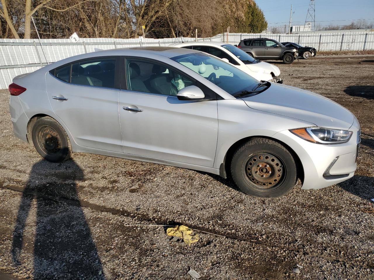 2017 HYUNDAI ELANTRA SE - Фото 4