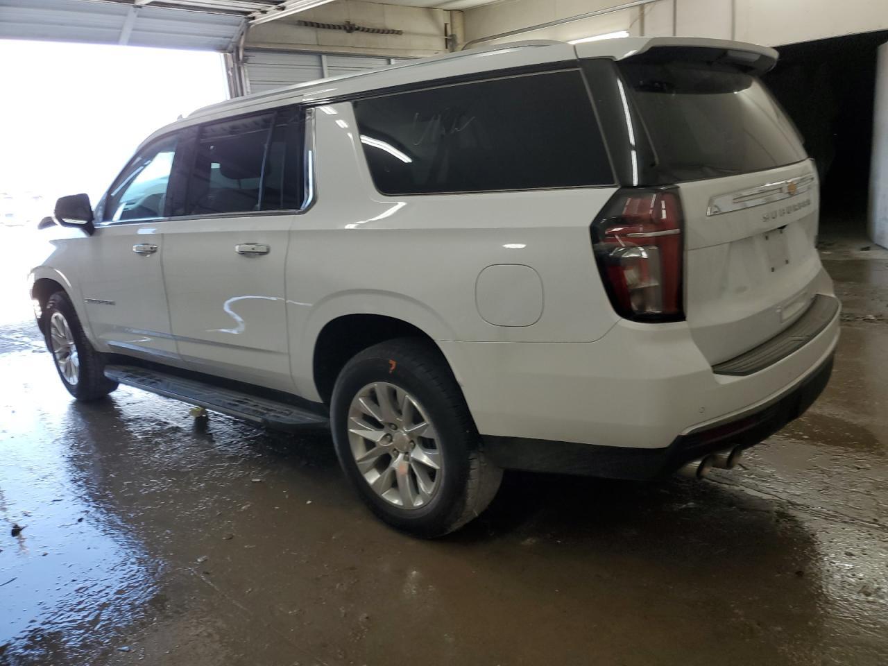 2023 CHEVROLET SUBURBAN C - Фото 2
