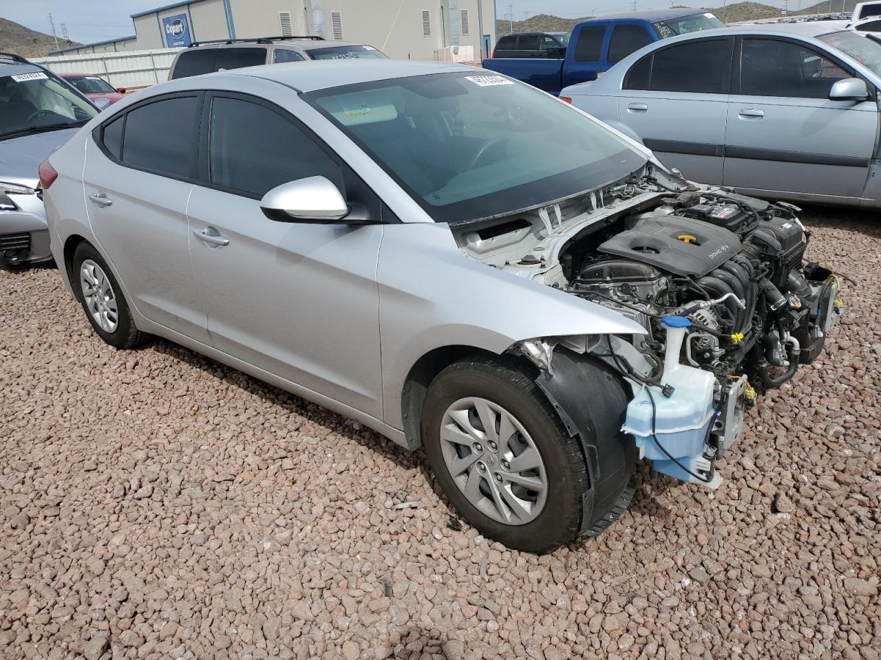 2018 HYUNDAI ELANTRA SE - Фото 4
