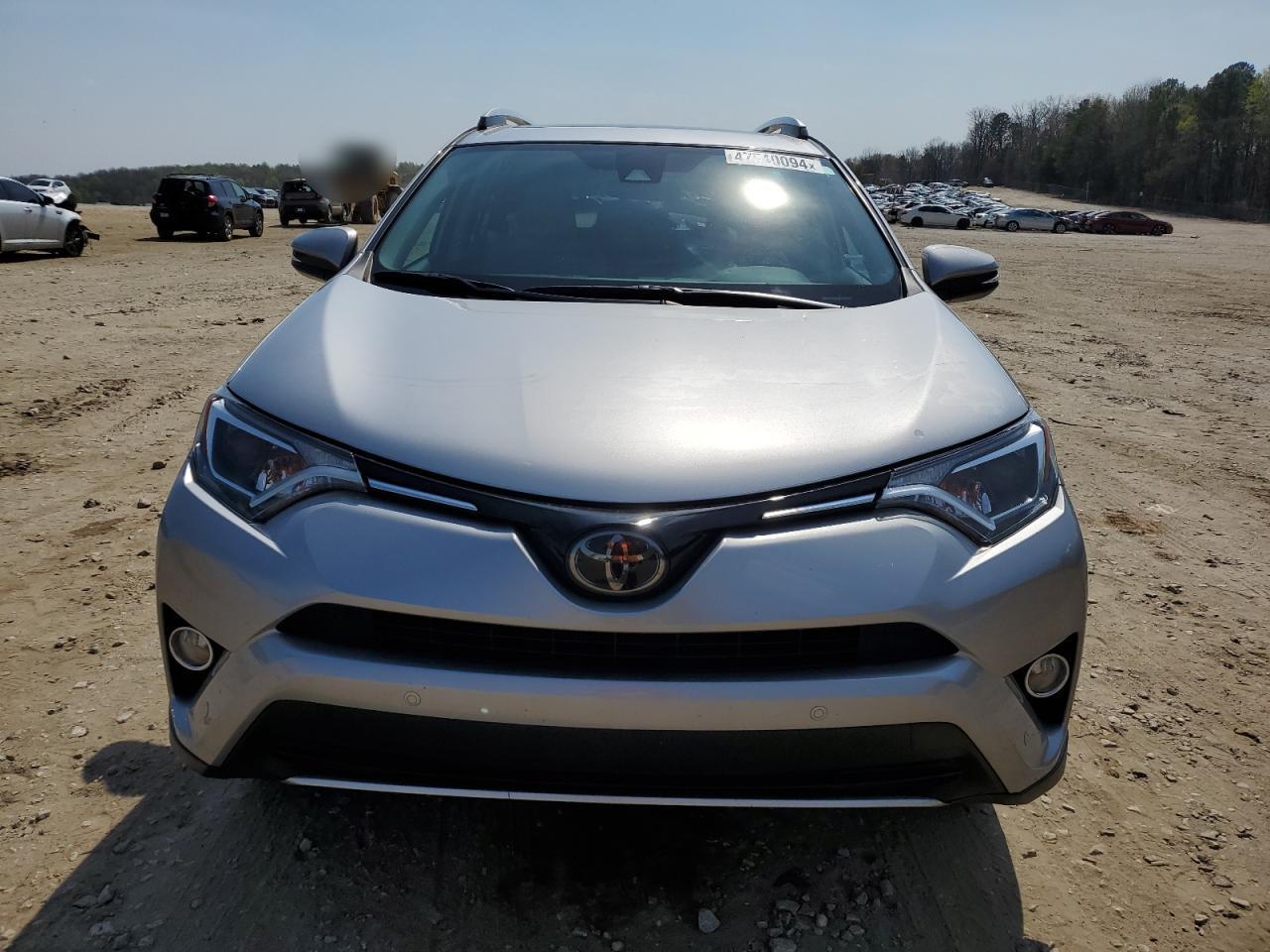 2016 TOYOTA RAV4 XLE - Image 5