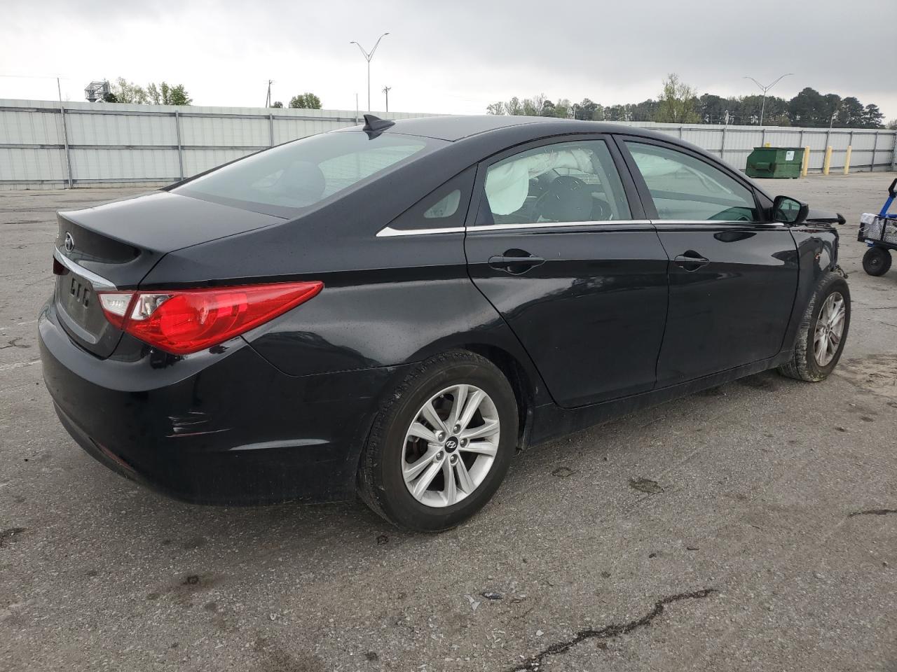 2013 HYUNDAI SONATA GLS - Image 3