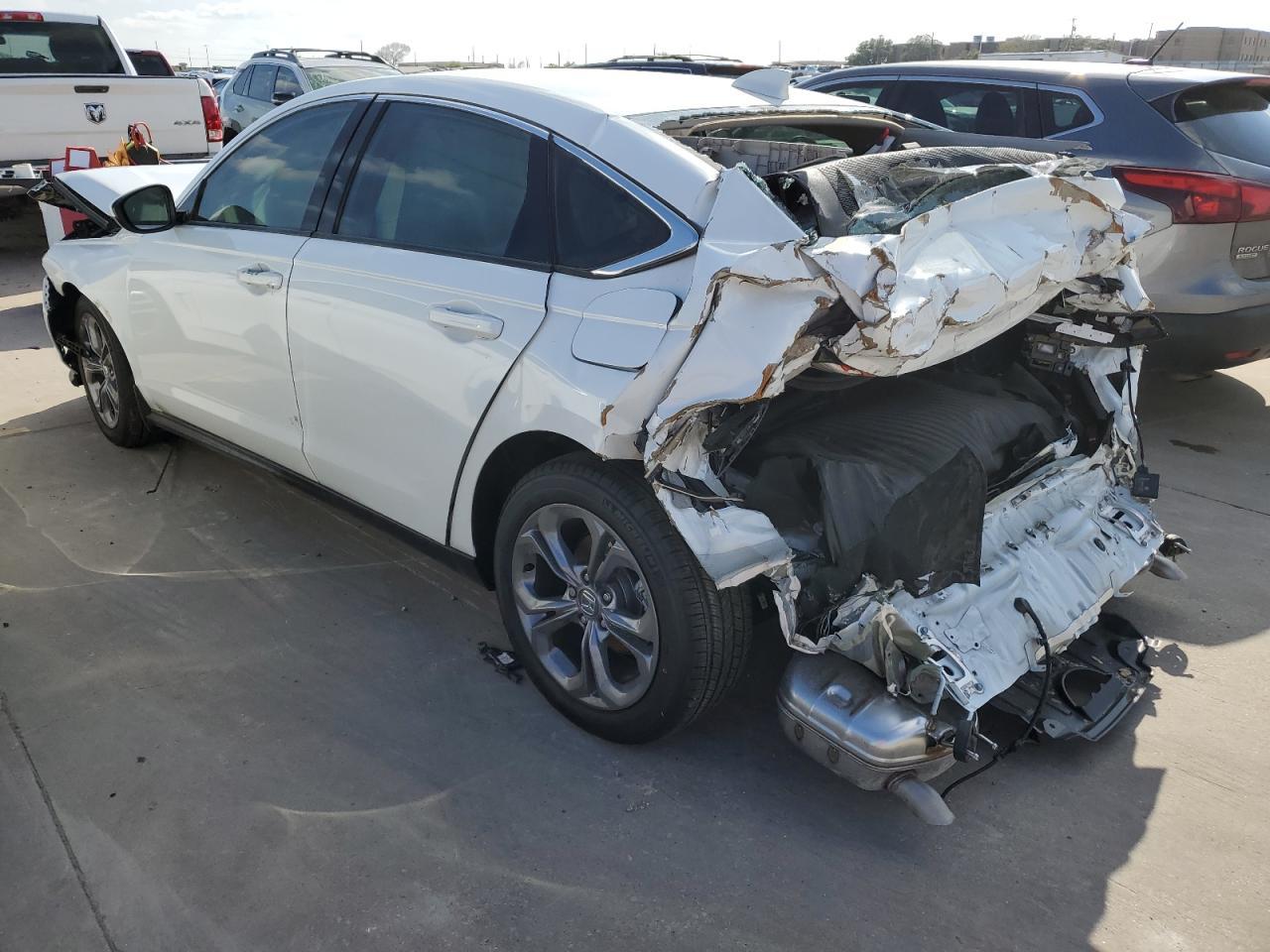 2024 HONDA ACCORD EX - Фото 2