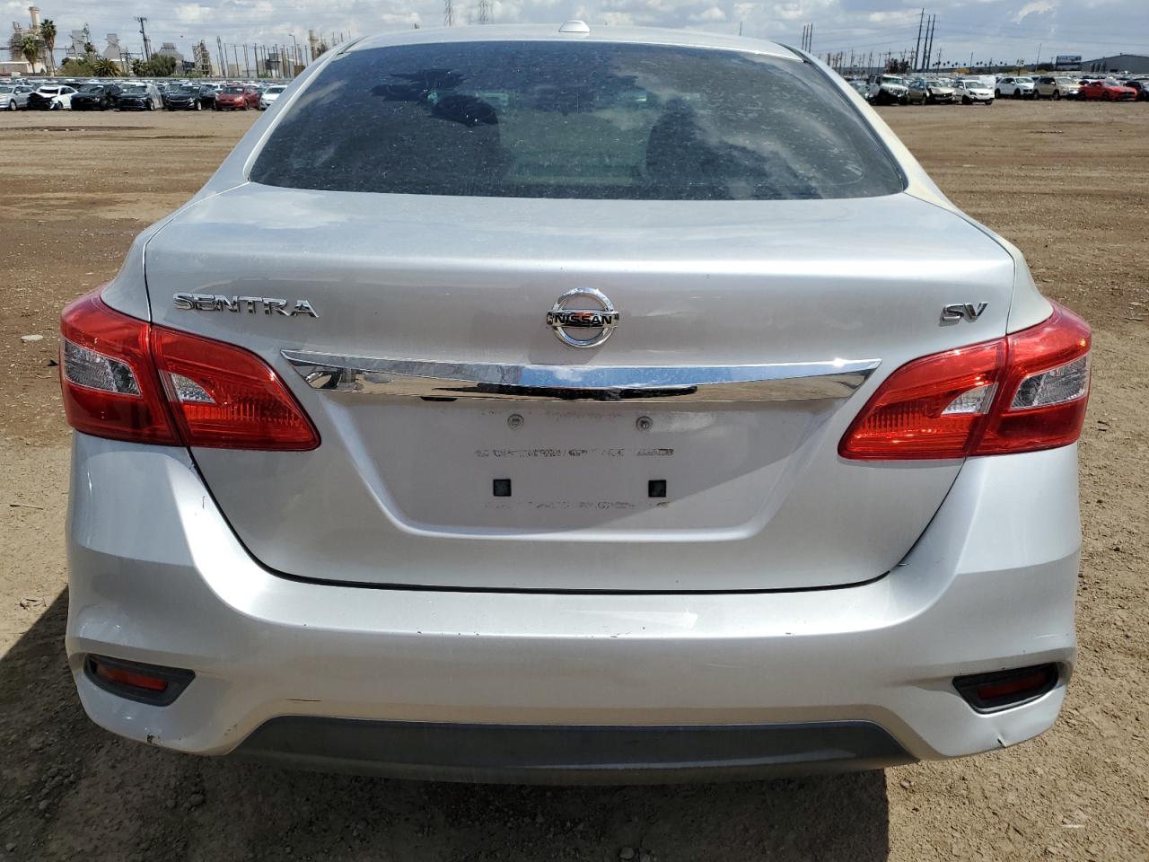 2017 NISSAN SENTRA S - Фото 6