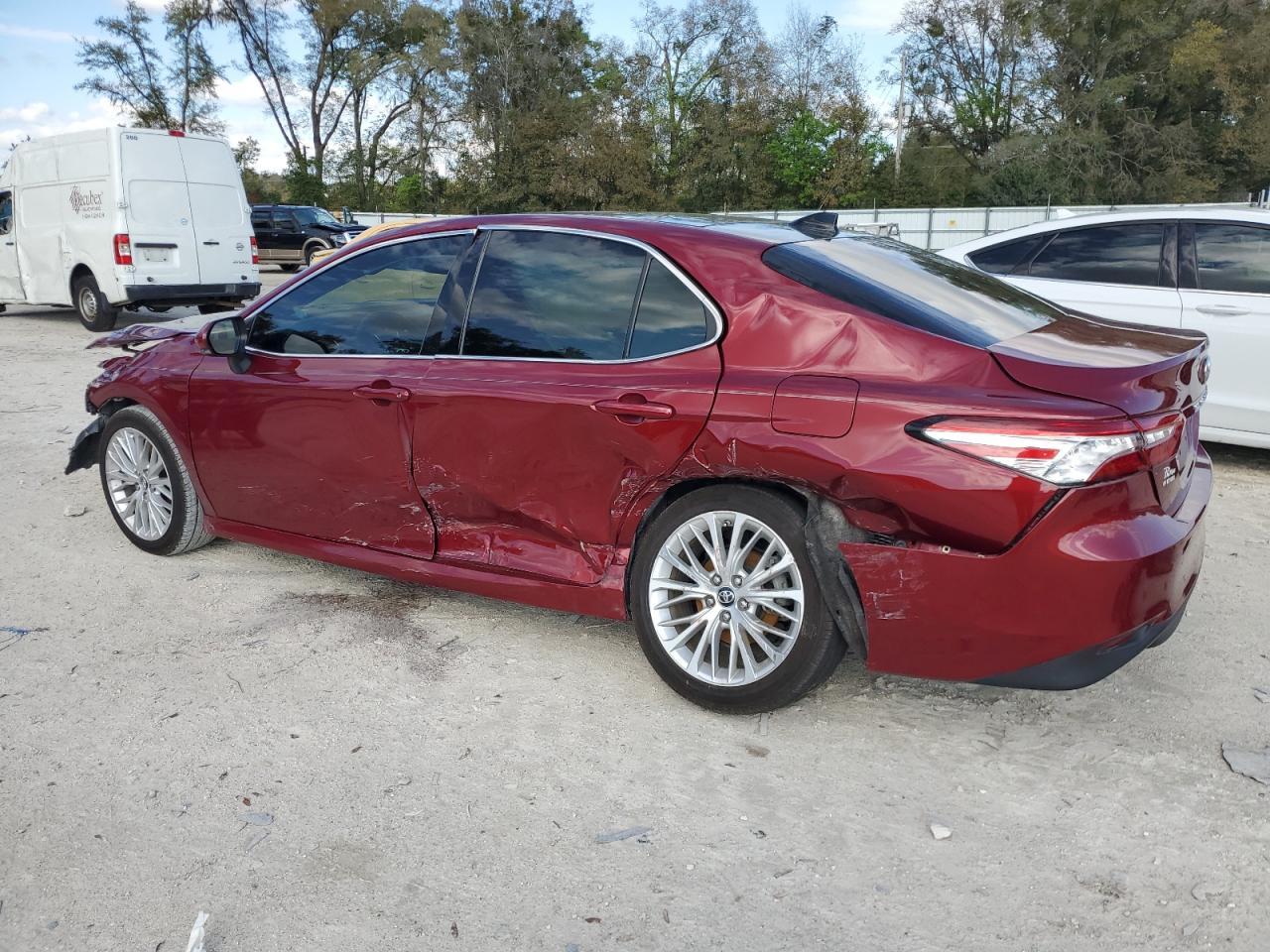 2019 TOYOTA CAMRY L - Фото 2