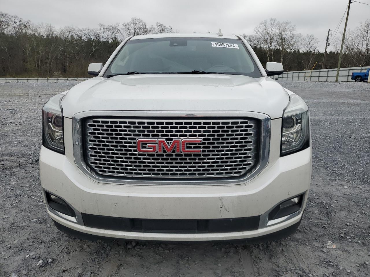 2016 GMC YUKON XL D - Image 5
