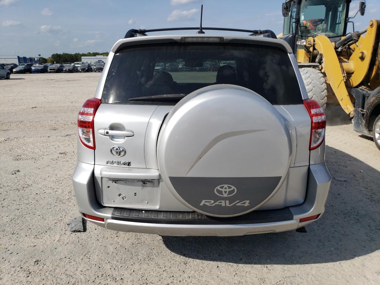 2011 TOYOTA RAV4 LIMIT - Фото 6