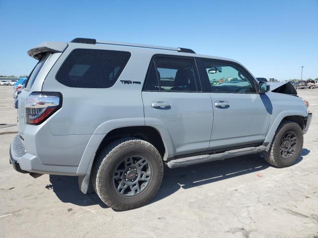 2017 Toyota 4Runner Sr5/Sr5 Premium - Image 3