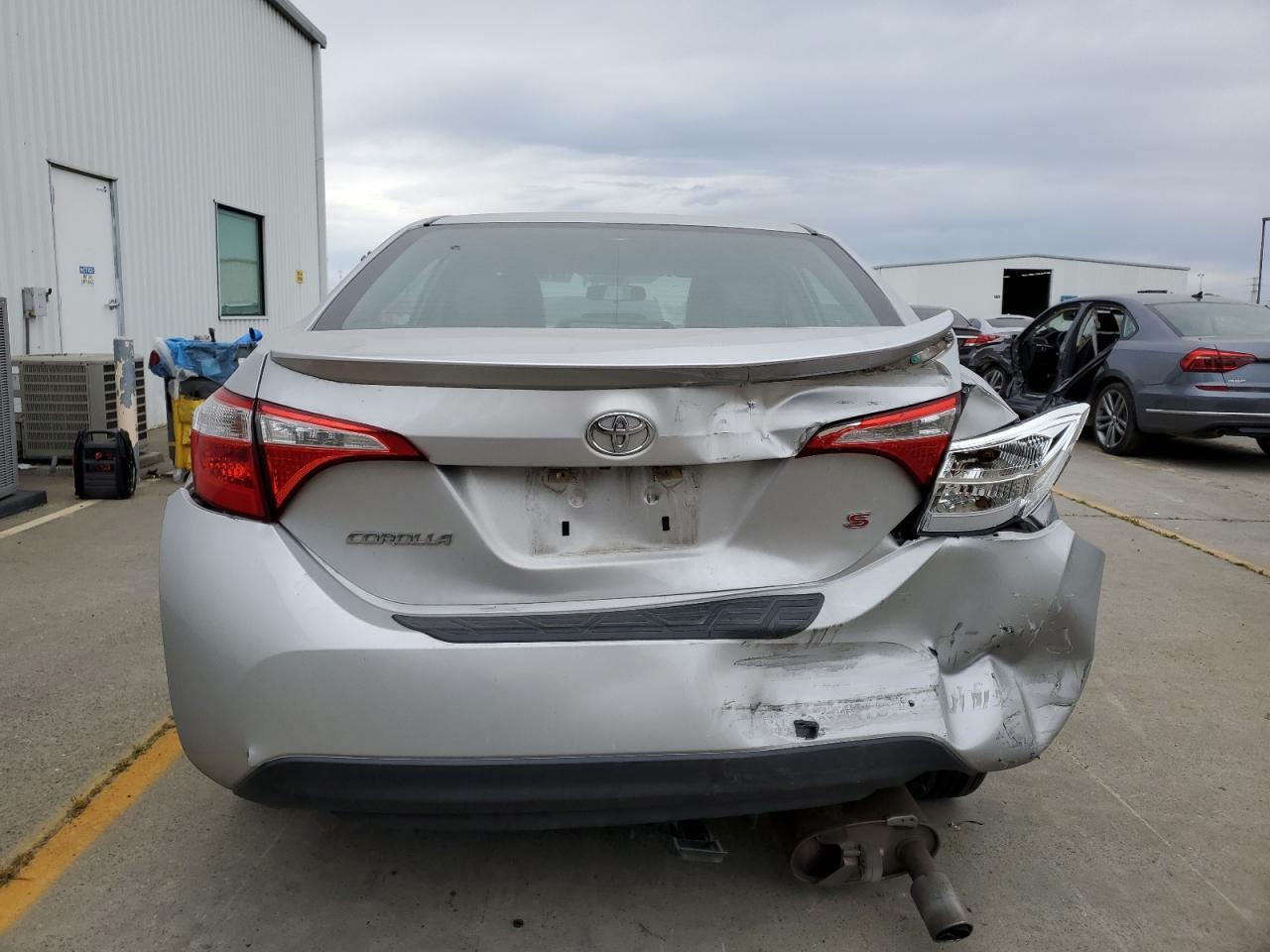 2016 TOYOTA COROLLA L - Фото 6