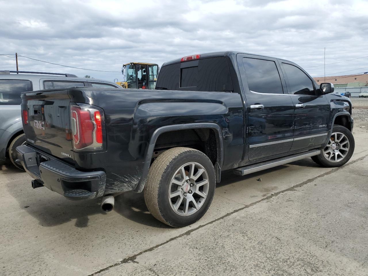 2016 GMC SIERRA K15 - Фото 3