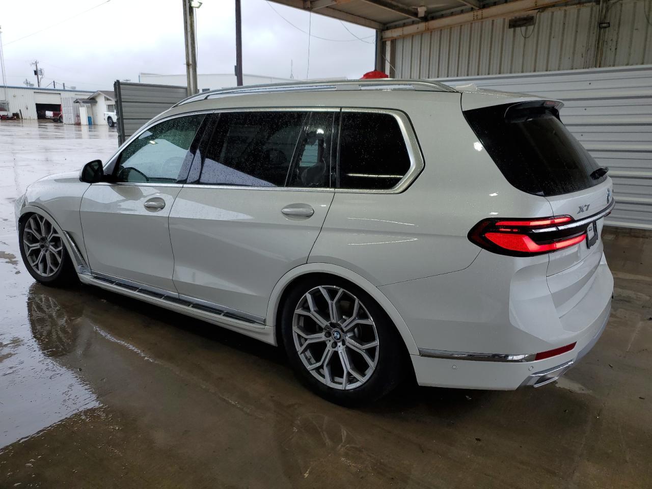 2024 BMW X7 XDRIVE4 - Фото 2