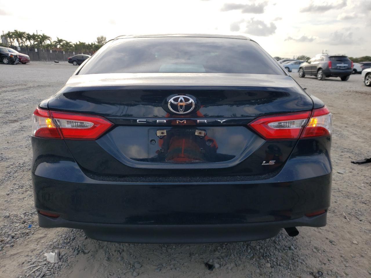 2018 TOYOTA CAMRY L - Image 6