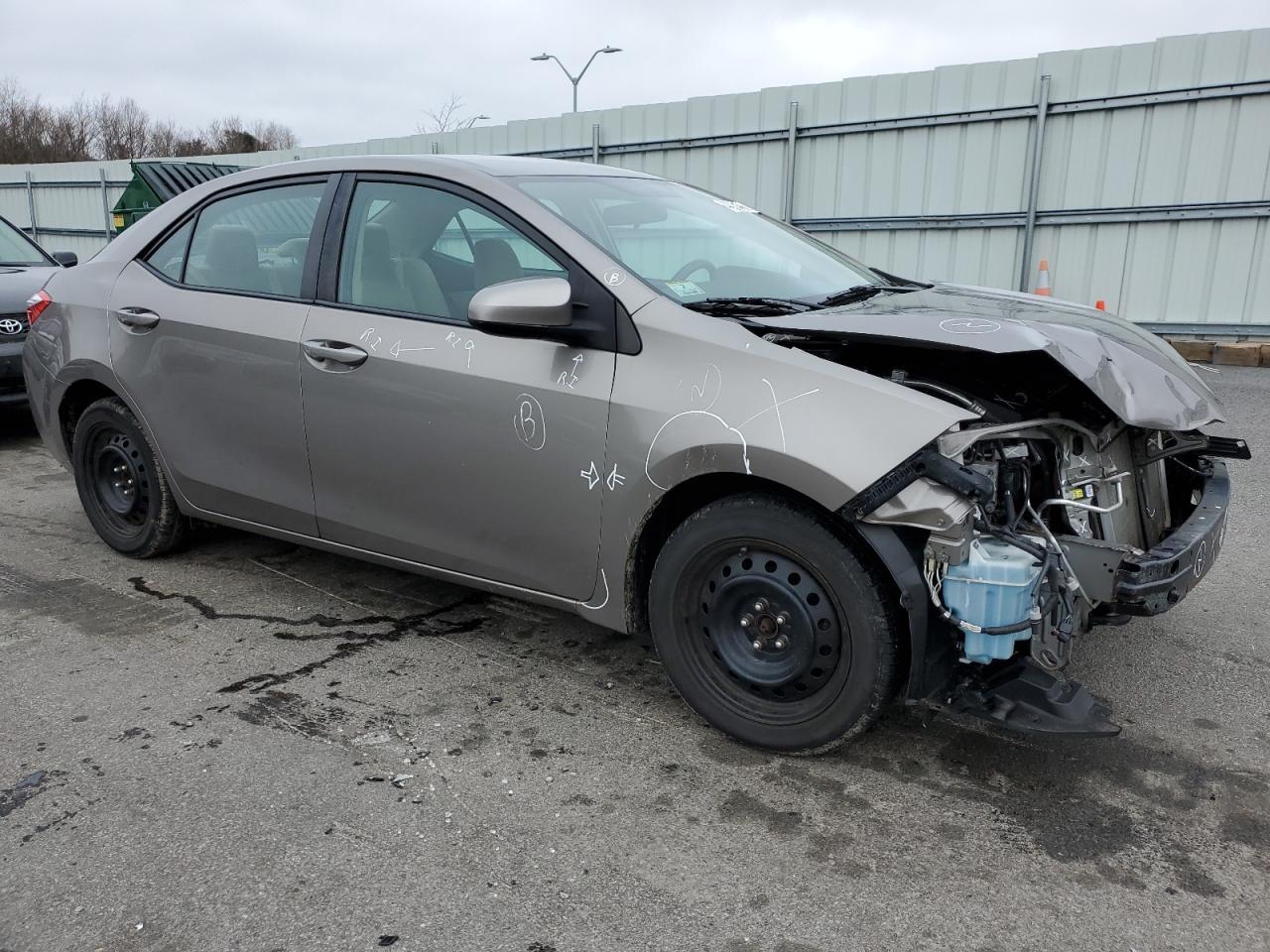 2015 TOYOTA COROLLA L - Image 4