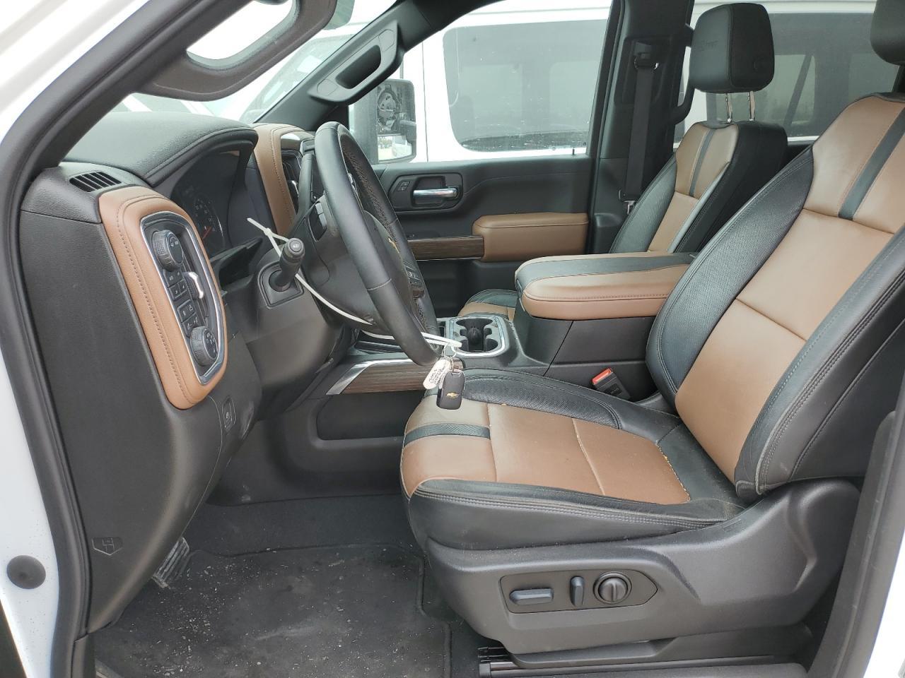 2023 CHEVROLET SILVERADO - Фото 7