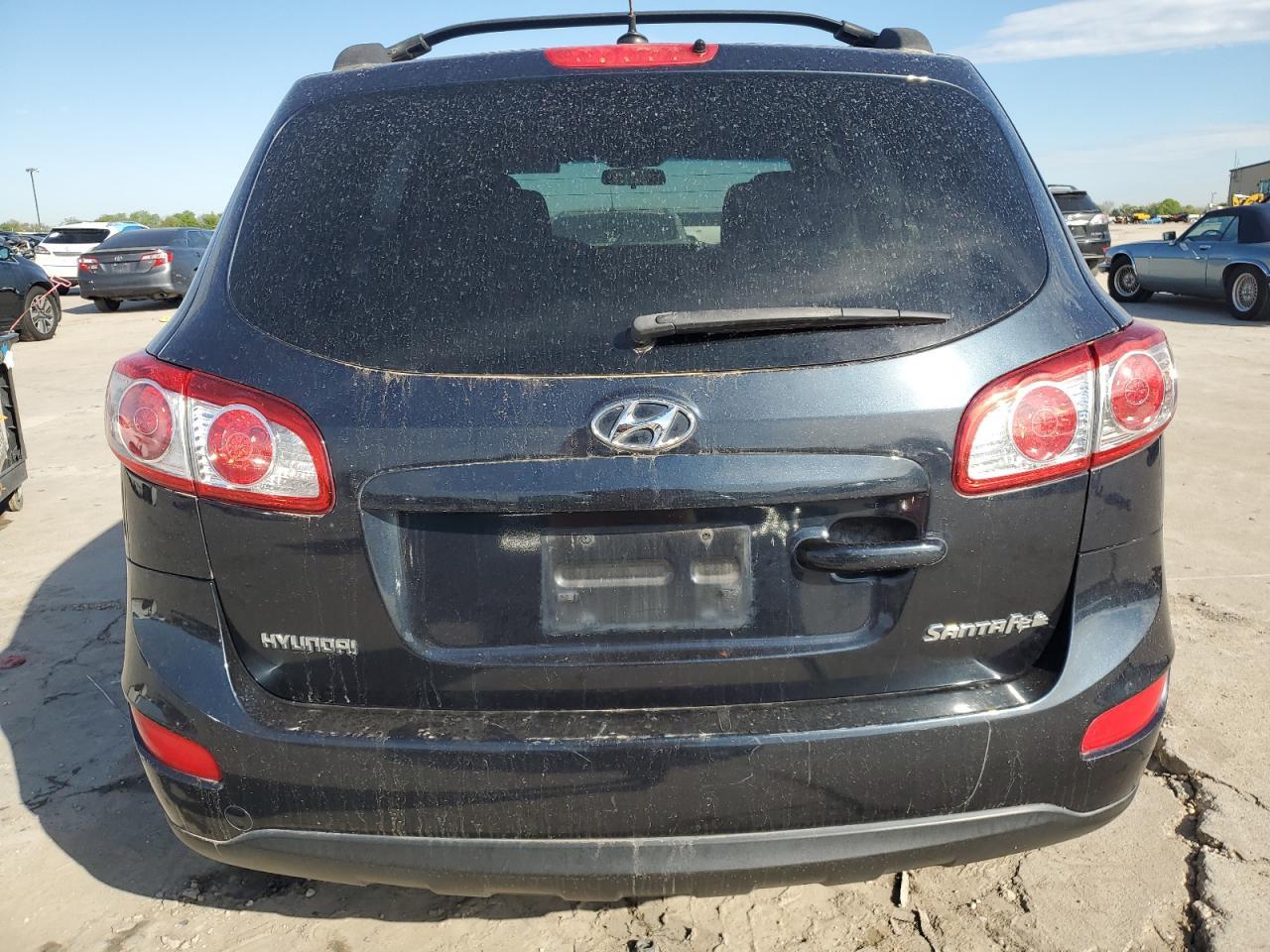 2011 HYUNDAI SANTA FE G - Image 6