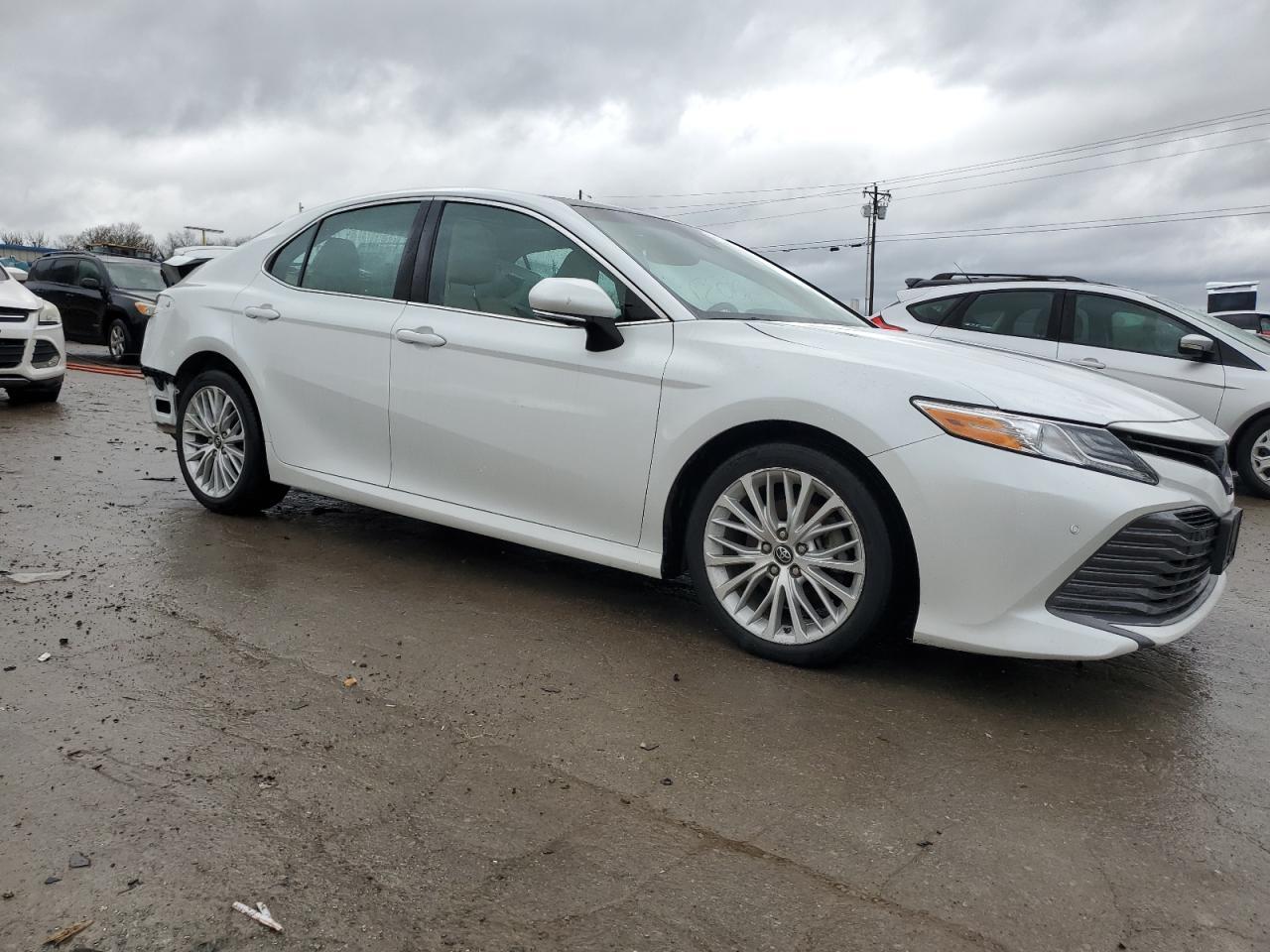 2018 TOYOTA CAMRY XSE - Image 4
