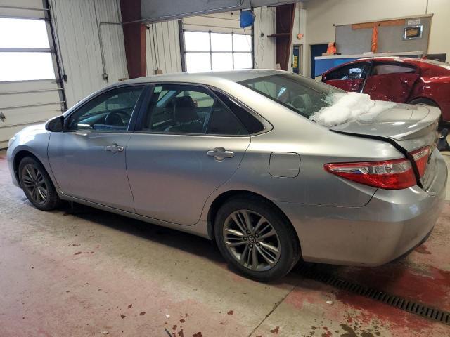 2015 Toyota Camry Le - Фото 2