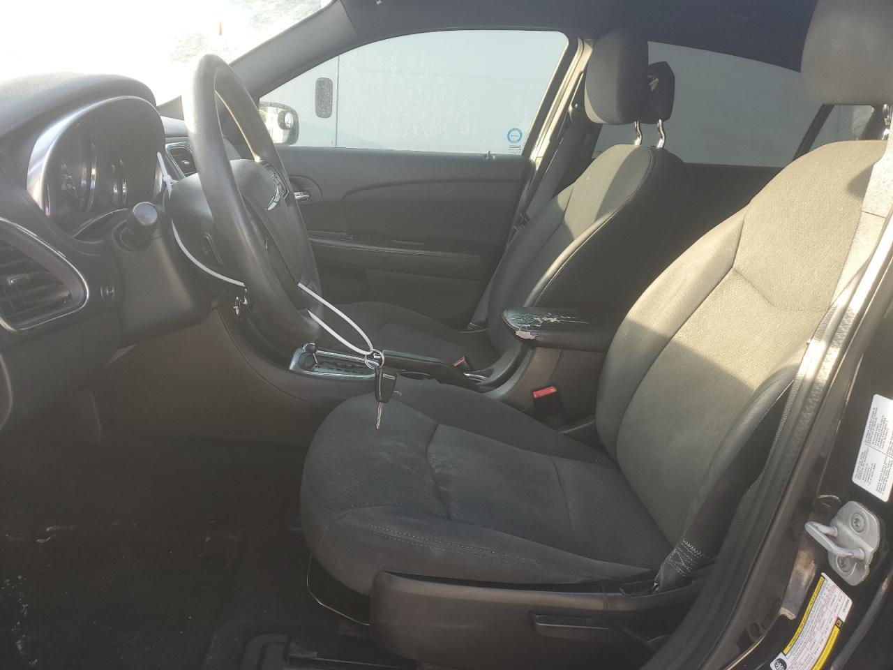 2012 CHRYSLER 200 LX - Image 7