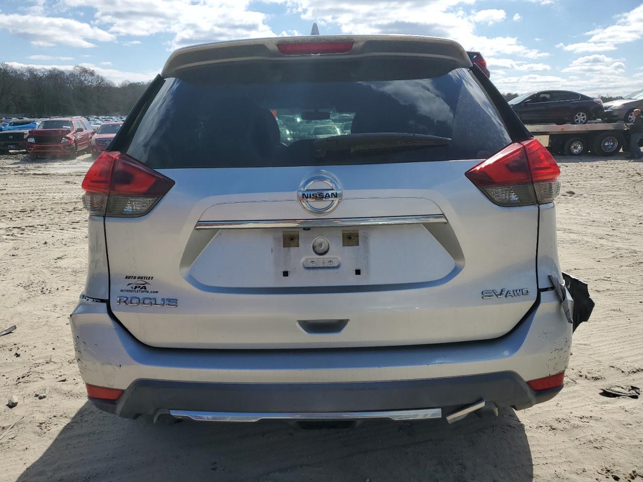 2017 NISSAN ROGUE S - Image 6
