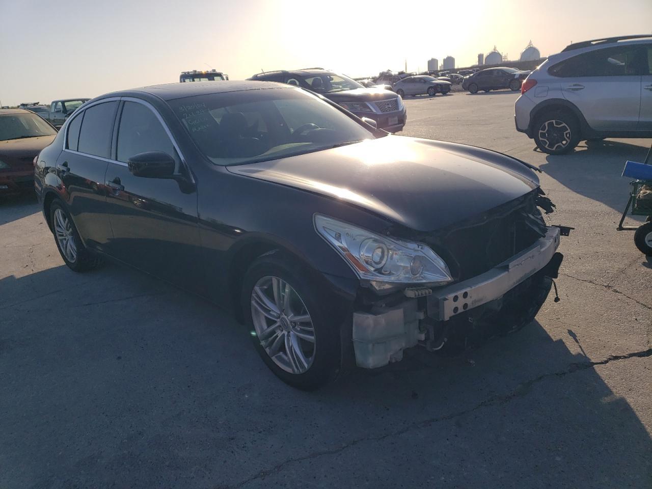 2012 INFINITI G37 - Image 4