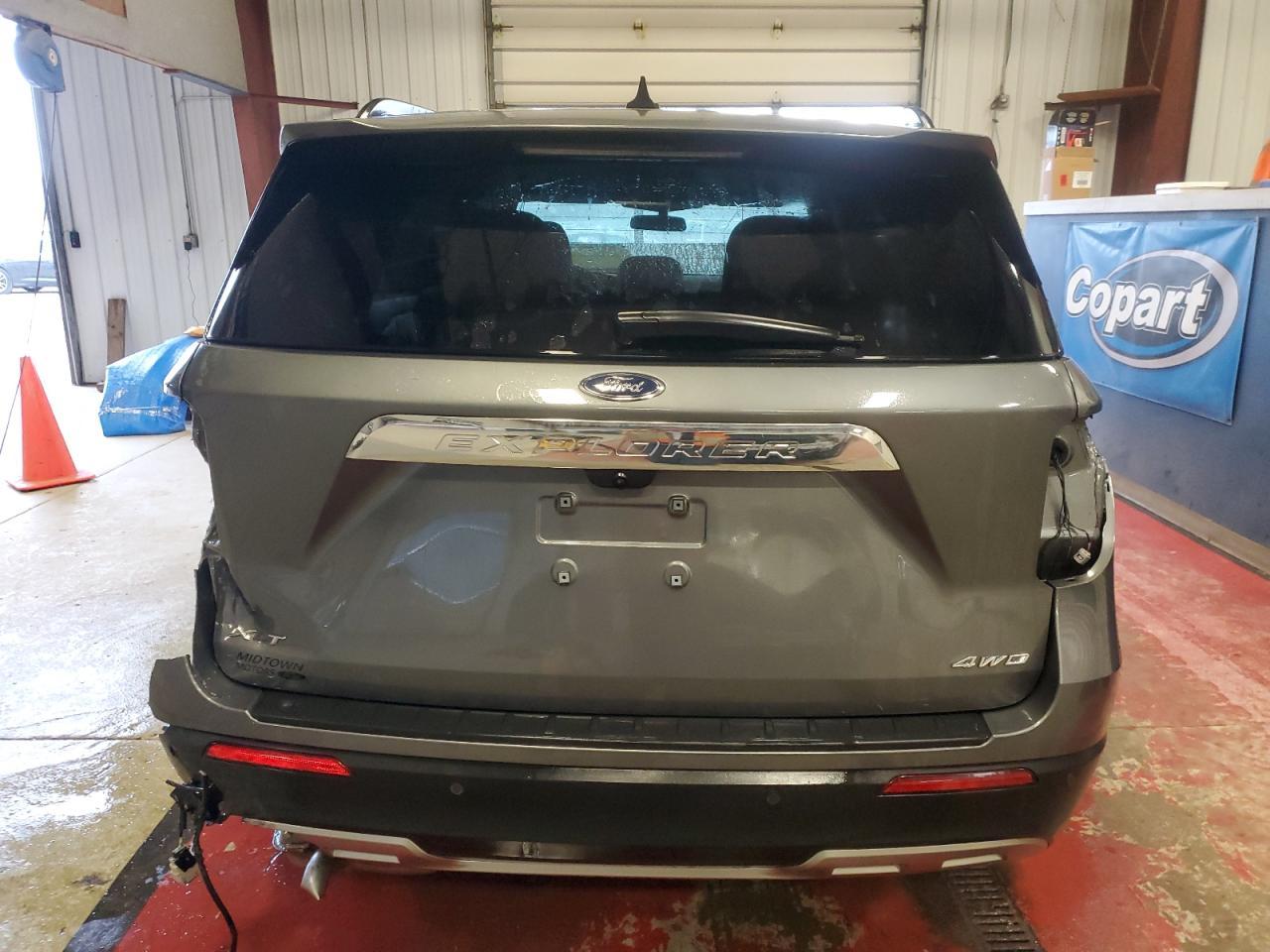 2022 FORD EXPLORER X - Фото 6